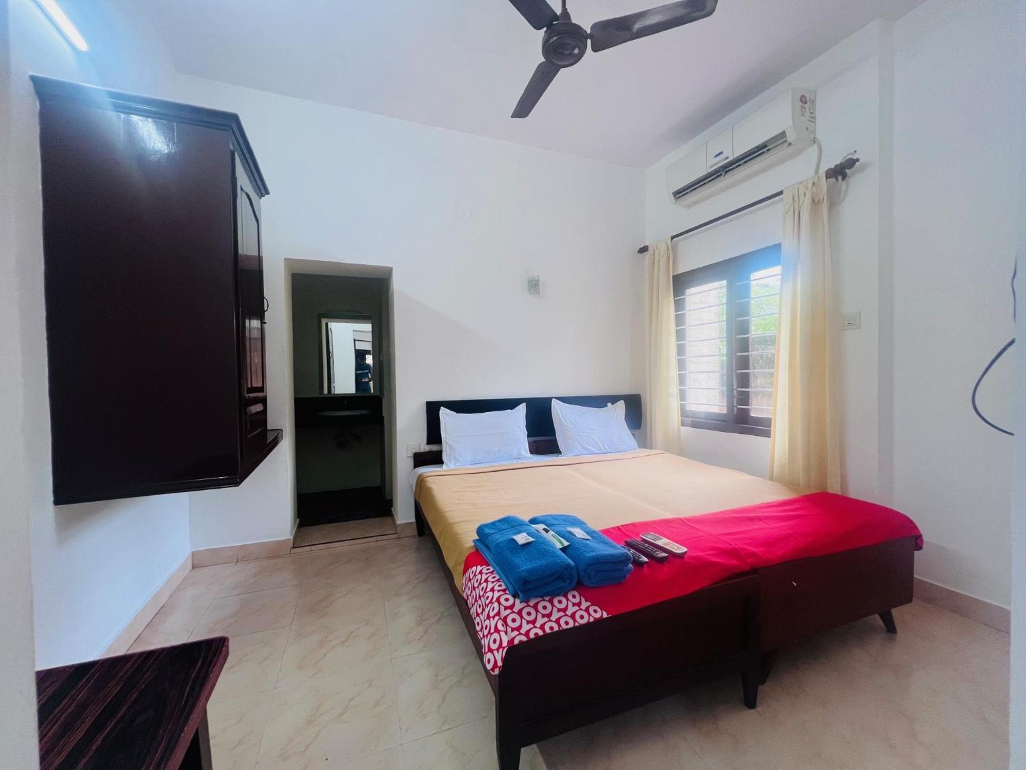 Hotel Sunday - Townhouse Club Airport Trivandrum Thiruvananthapuram Ngoại thất bức ảnh