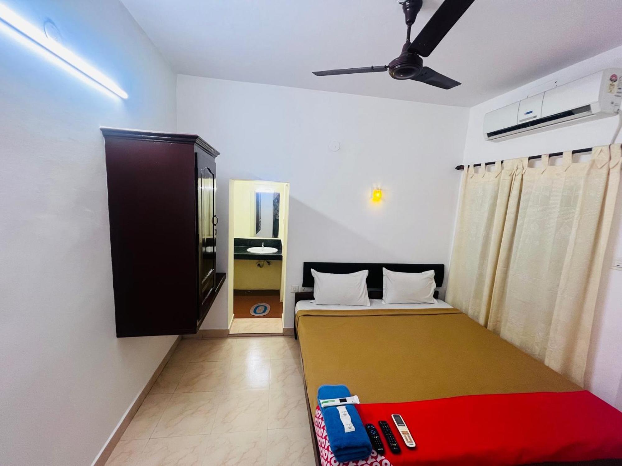 Hotel Sunday - Townhouse Club Airport Trivandrum Thiruvananthapuram Ngoại thất bức ảnh